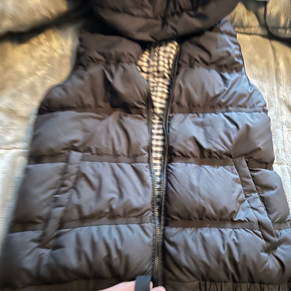 Lululemon down vest size 6